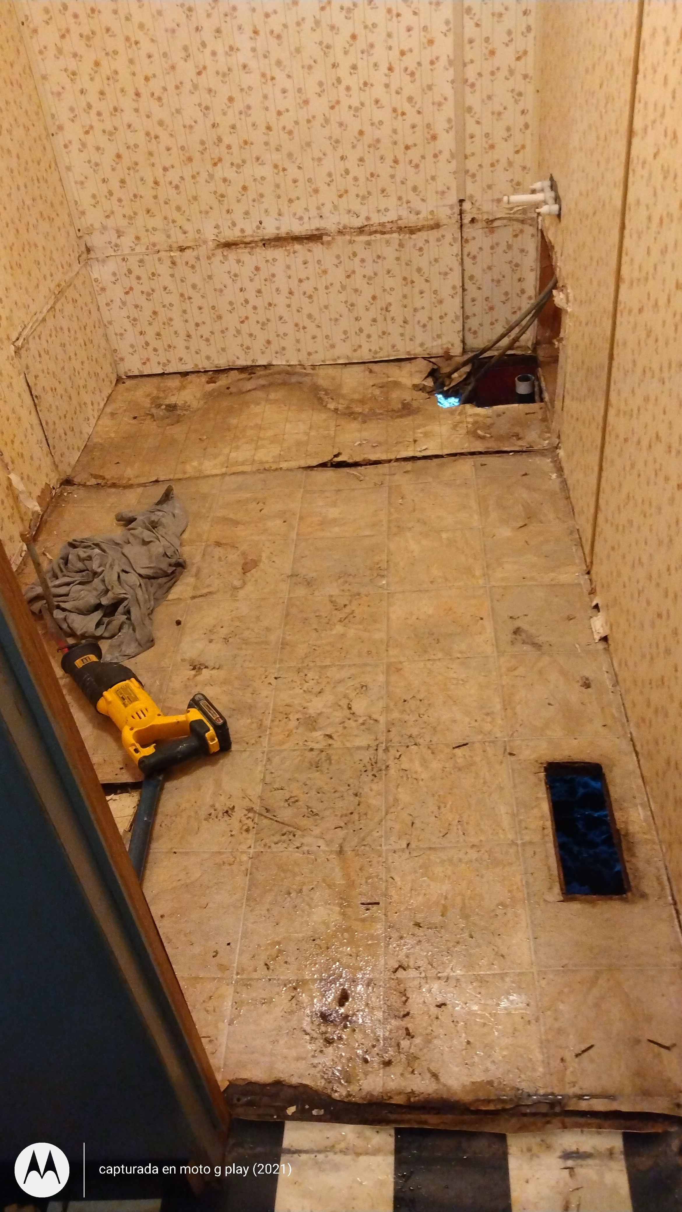 Full bathroom remodel - Before